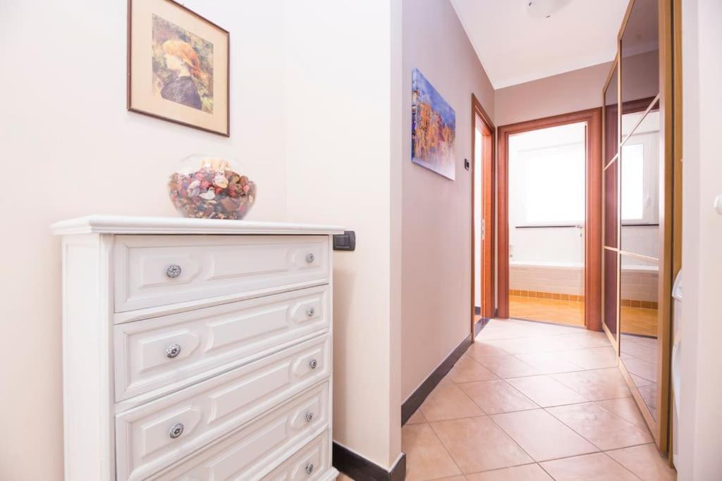 Prione'S Apartment Генуа Екстериор снимка